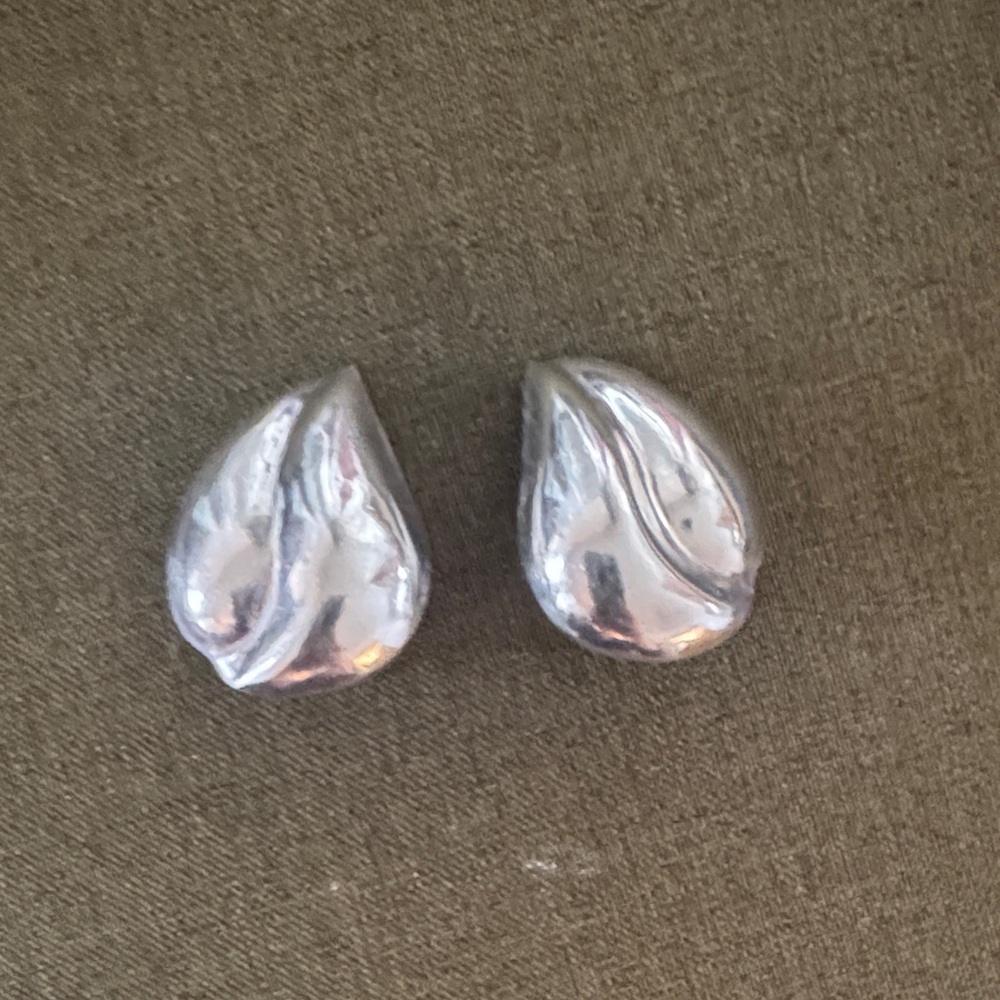 Vintage Mexican Sterling Silver Leaf-Shaped Earrings